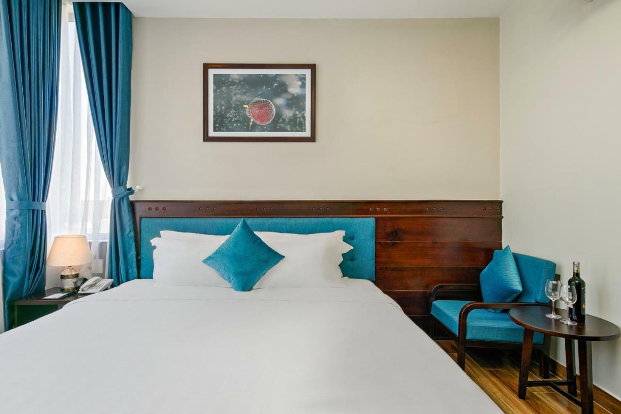 Celina Hotel & Apartment Da Nang Dış mekan fotoğraf
