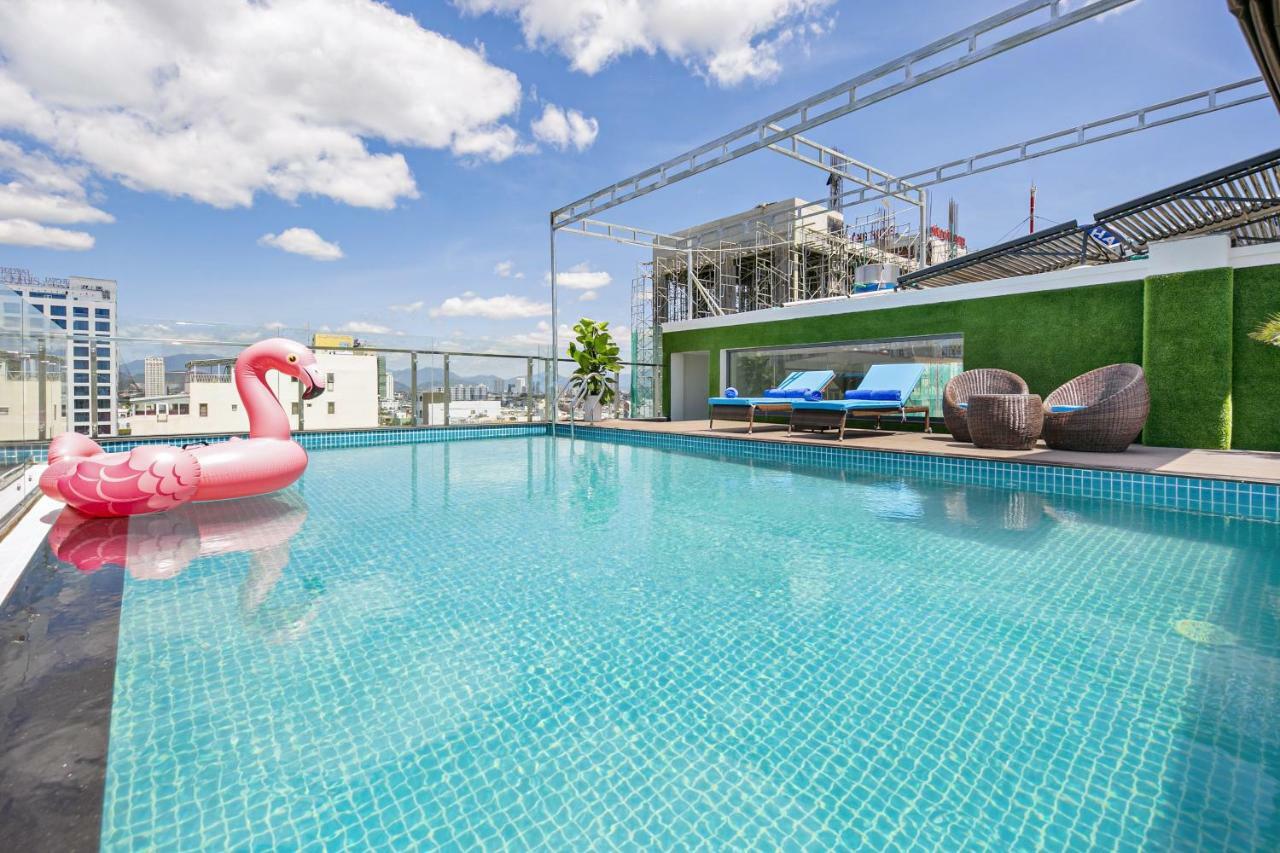 Celina Hotel & Apartment Da Nang Dış mekan fotoğraf